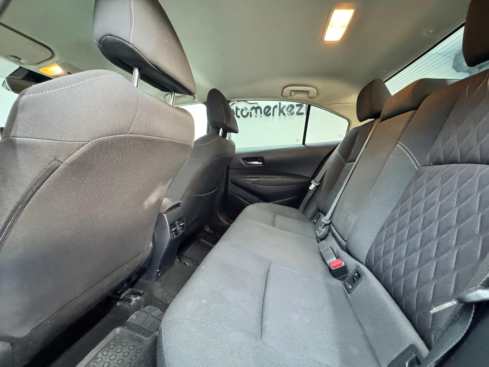 TOYOTA COROLLA 11